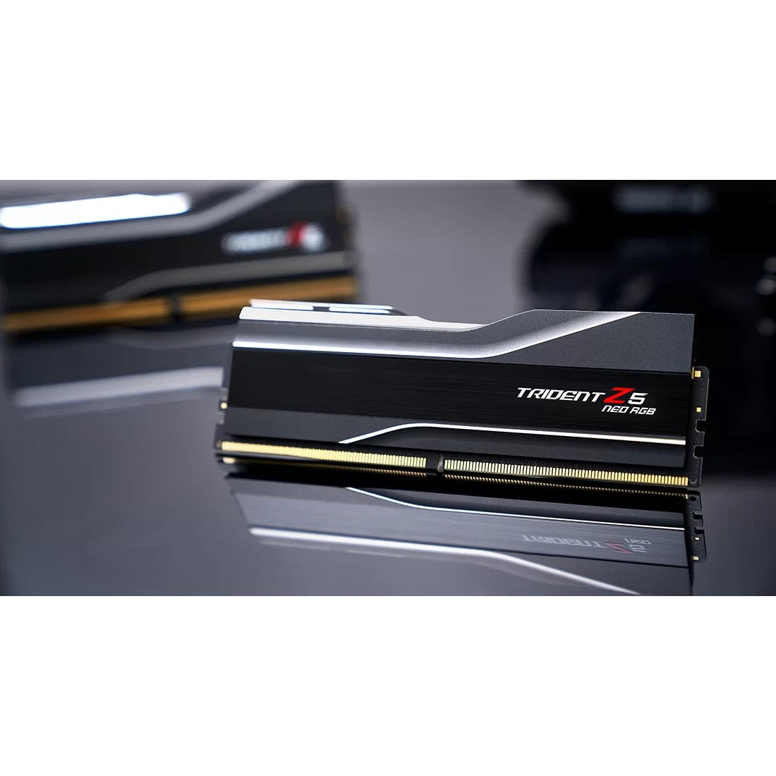 Módulo de memoria G.Skill Trident Z5 Neo RGB F5-6000J4048F24GX2-TZ5NR
