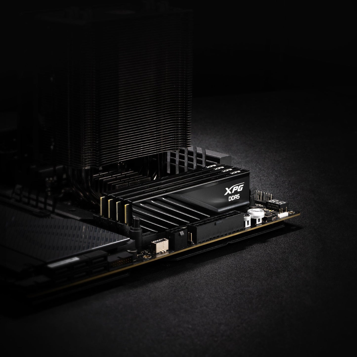 XPG LANCER BLADE memory module