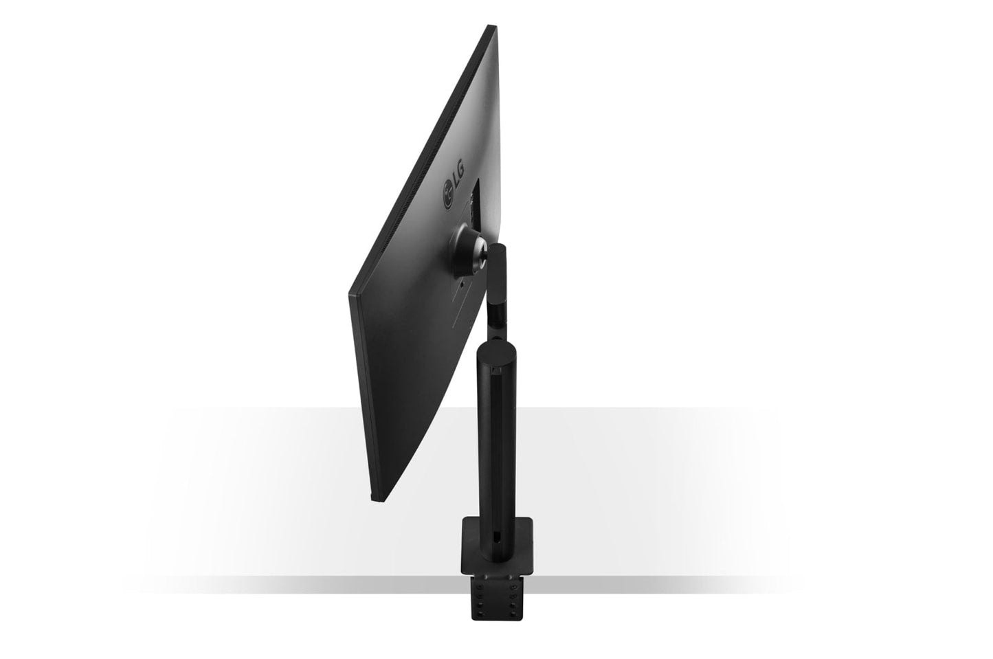 LG 32UN880K computer monitor