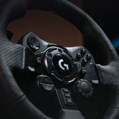  Steering wheel + Pedals