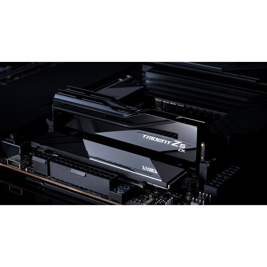 Módulo de memoria G.Skill Trident Z5 CK F5-8200C4052G24GX2-TZ5CK